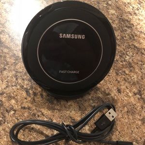 Samsung cordless fast charge phone charger